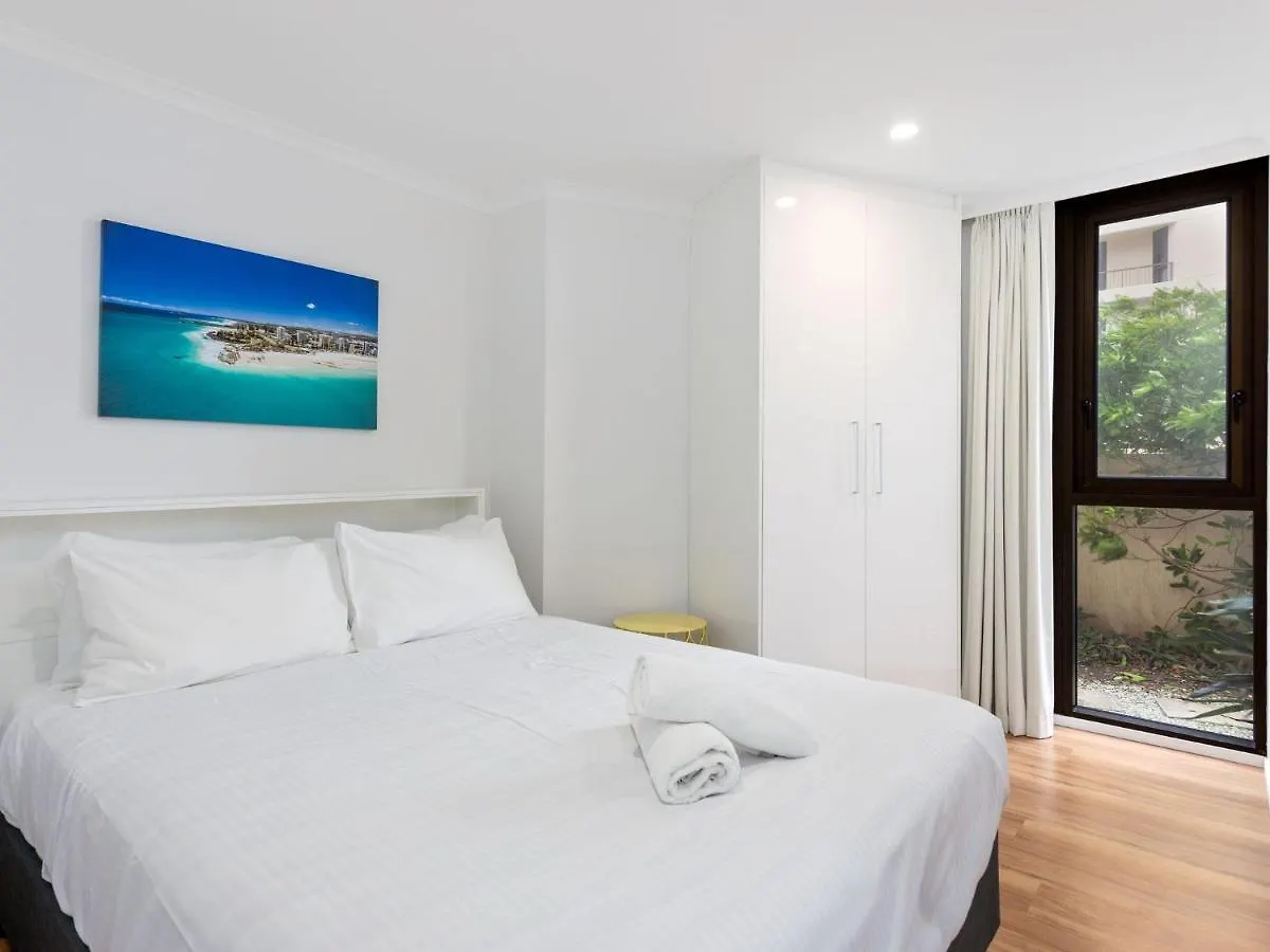 Spacious 3 Bedroom Family Apartment Gold Coast